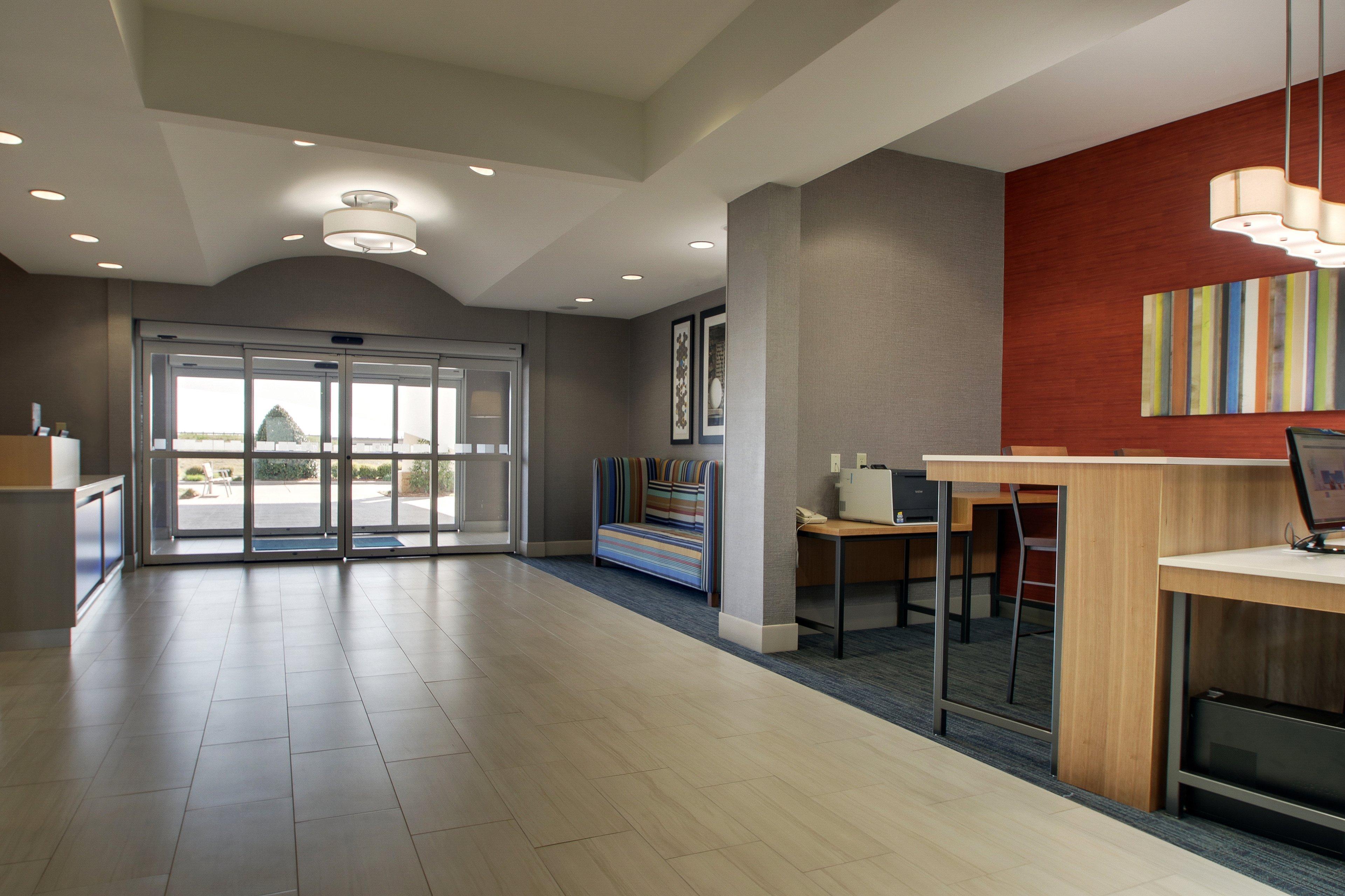 Holiday Inn Express Vernon College Area Highway 287 By Ihg Buitenkant foto